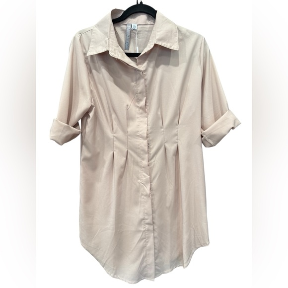 Women's Pin tuck Cream Button Down Tunic - Picture 2 of 3